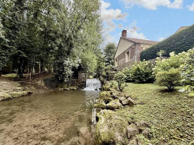 Maison de 3 chambres de luxe en vente à Jenlain, France