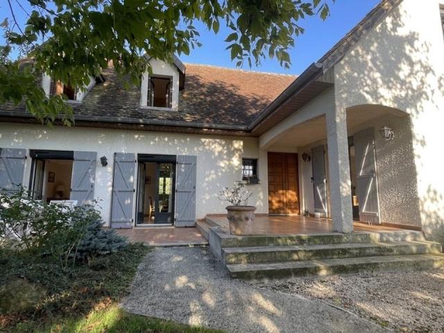 Maison de luxe de 8 chambres en vente à Beaune, France