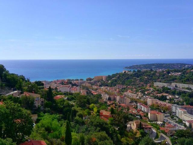 Maison de luxe de 8 chambres en vente à Menton, France