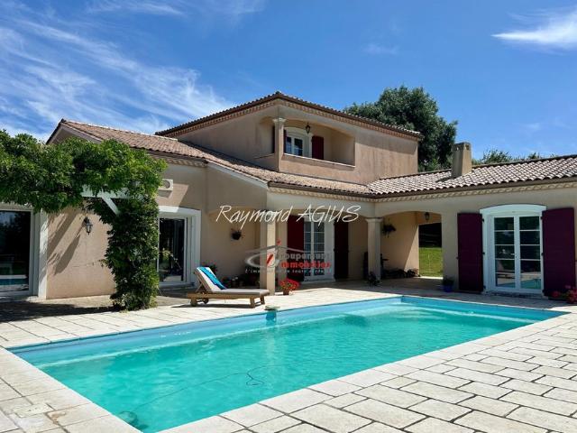 Maison de luxe de 8 pièces en vente à Montazeau, Nouvelle Aquitaine