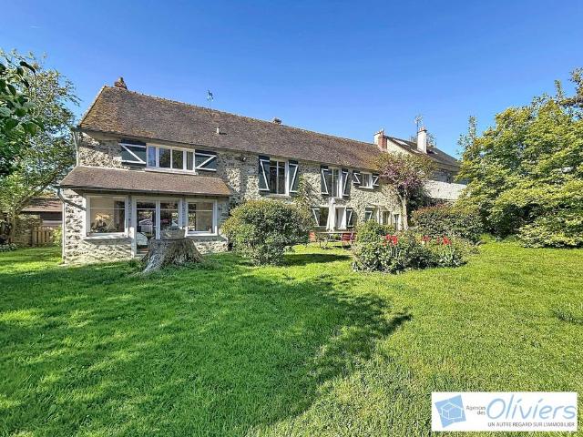 Maison de 8 pièces de luxe en vente à Boullay les Troux, Île de France