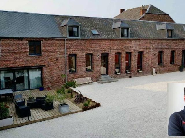 Maison de luxe de 8 pièces en vente à Cambrai, Hauts de France