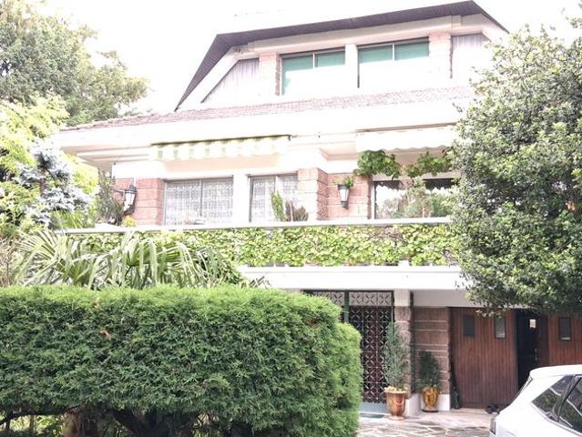 Maison de luxe de 8 pièces en vente à Chelles, Île de France