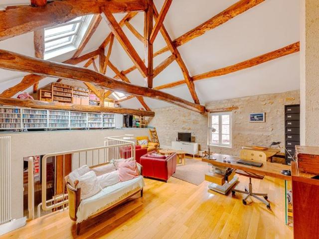 Maison de luxe de 8 pièces en vente à Jouy le Moutier, Île de France