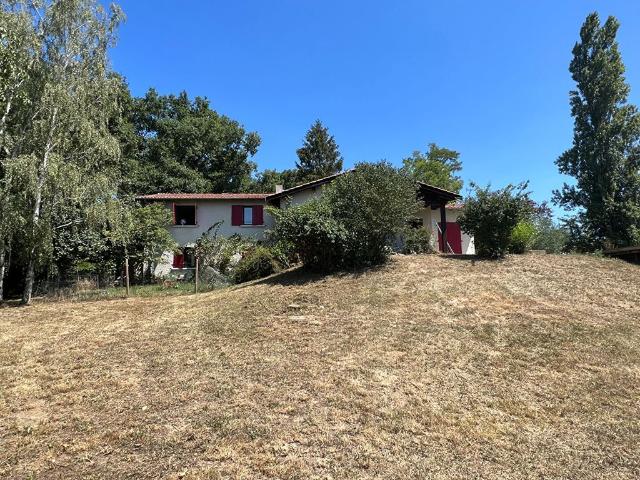Maison de luxe de 8 pièces en vente à Les Côtes d'Arey, France