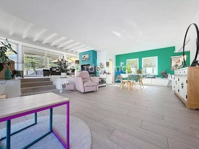 Maison de luxe de 8 pièces en vente à Saint Julien lès Metz, Grand Est