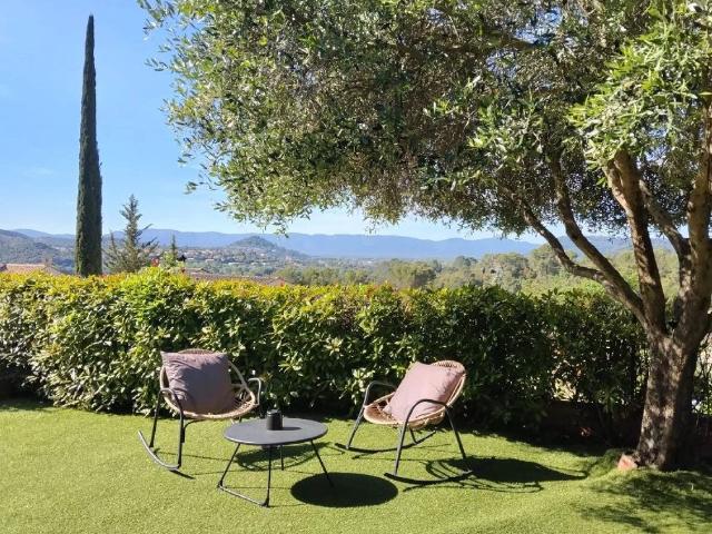 Maison de luxe de 8 pièces en vente à Taradeau, Provence Alpes Côte d'Azur