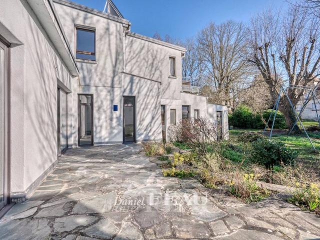 Maison de luxe de 8 pièces en vente à Versailles, Île de France