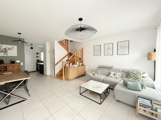 Maison de luxe de 94 m2 en vente Orgeval, Île de France