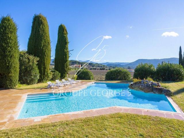 Maison de luxe de 9 pièces en vente à Le Castellet, Provence Alpes Côte d'Azur