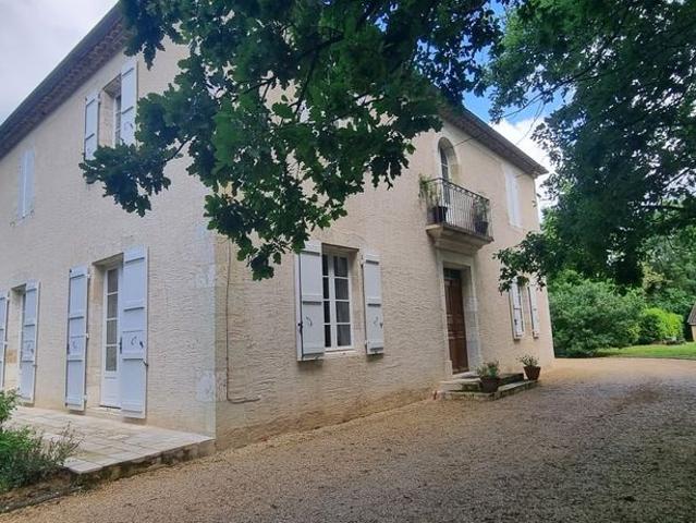 Maison de luxe de 9 pièces en vente à Lectoure, France