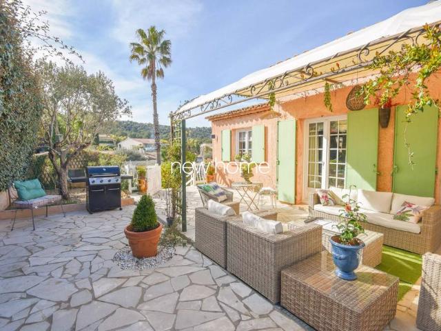 Maison de luxe de 9 pièces en vente à Sainte Maxime, Provence Alpes Côte d'Azur