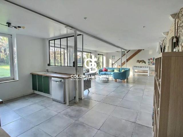 Maison de luxe de 9 pièces en vente à Saubrigues, Nouvelle Aquitaine