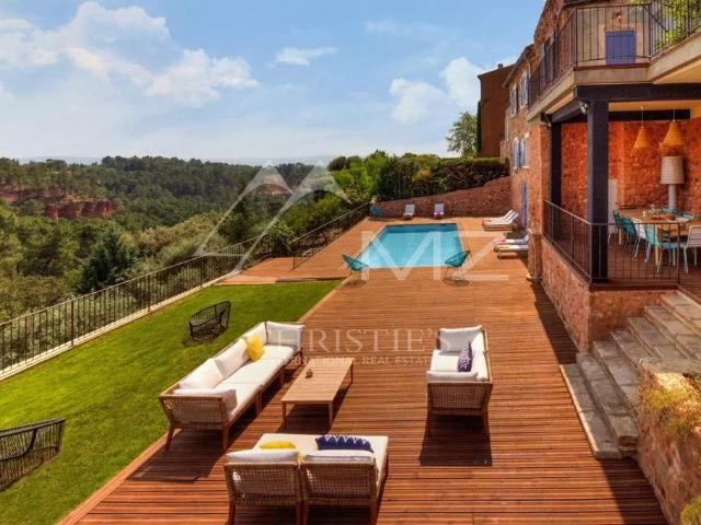 Maison de luxe de 13 pièces en location à Roussillon, Provence Alpes Côte d'Azur