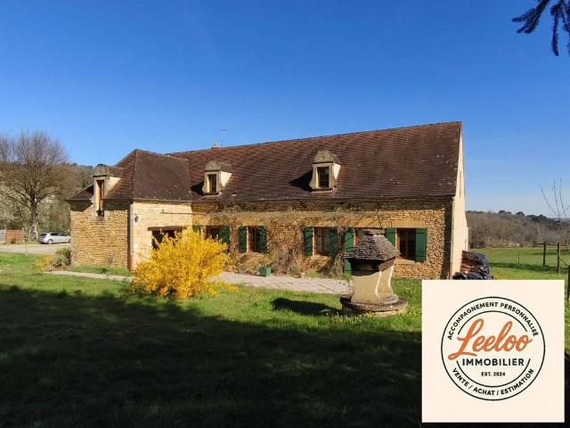 Maison de luxe de 13 pièces en vente à Sarlat la Canéda, France