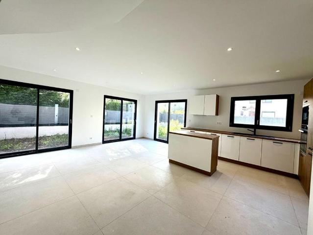 Maison de luxe de 100 m2 en vente Publier, France
