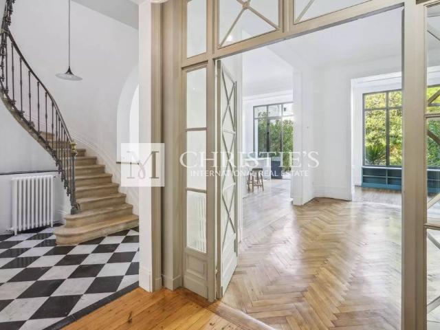 Maison de luxe de 10 pièces en vente à Bordeaux, Nouvelle Aquitaine