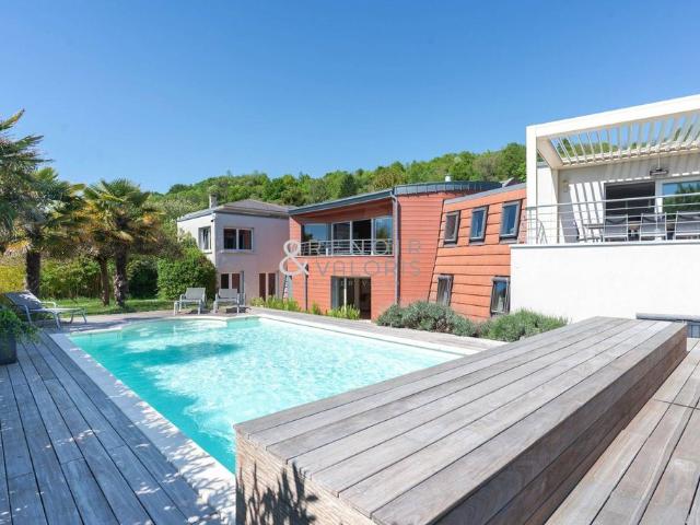 Maison de luxe de 10 pièces en vente à Scy Chazelles, Grand Est