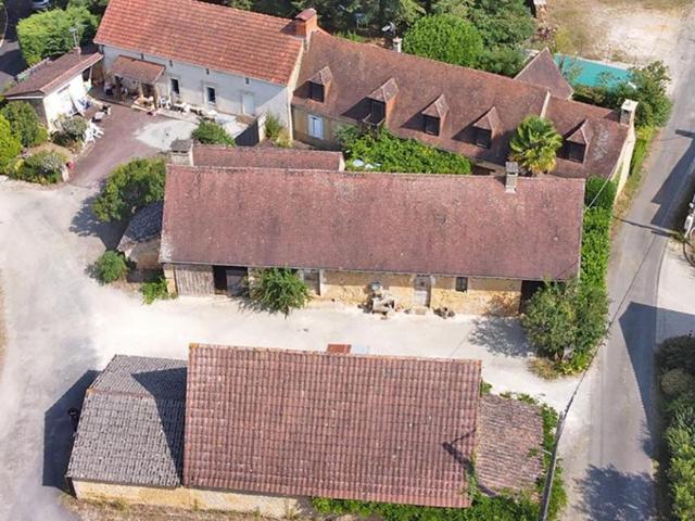Maison de luxe de 10 pièces en vente à Saint Geniès, France