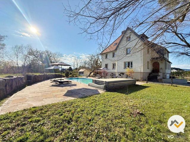 Maison de luxe de 10 pièces en vente à Staffelfelden, France