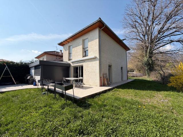 Maison de luxe de 117 m2 en vente Échenevex, Auvergne Rhône Alpes