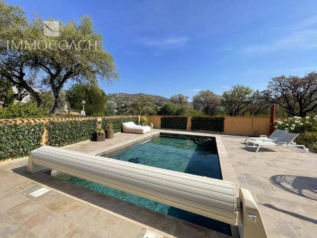Maison de luxe de 118 m2 en vente La Londe les Maures, Provence Alpes Côte d'Azur