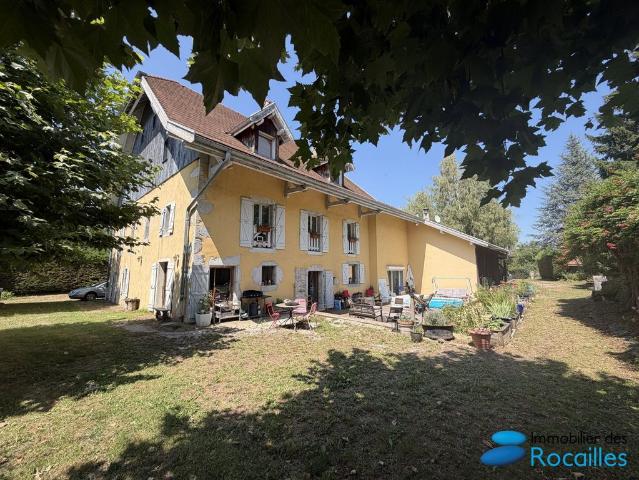 Maison de luxe de 11 pièces en vente à Amancy, France