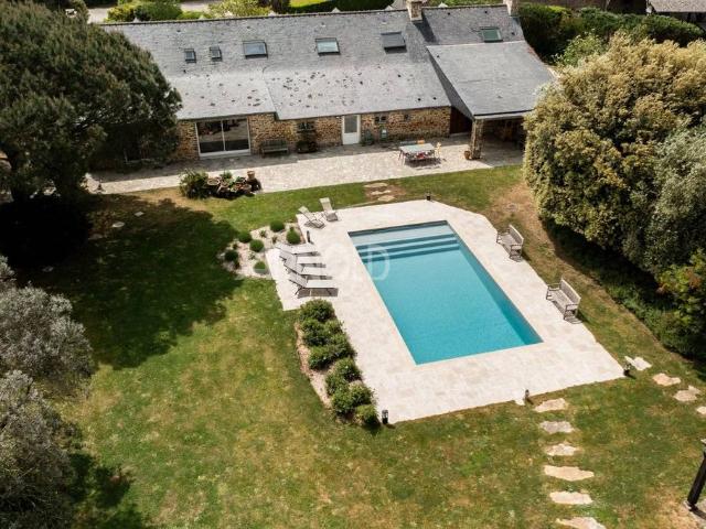 Maison de luxe de 11 pièces en vente à Baden, Bretagne