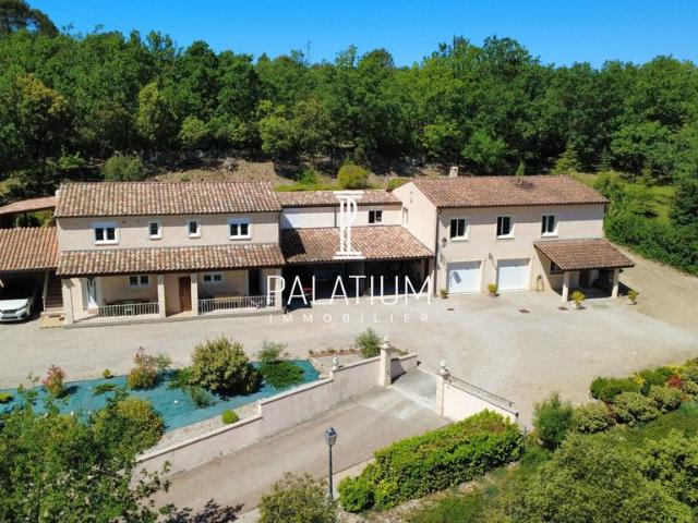 Maison de luxe de 11 pièces en vente à Gréoux les Bains, Provence Alpes Côte d'Azur