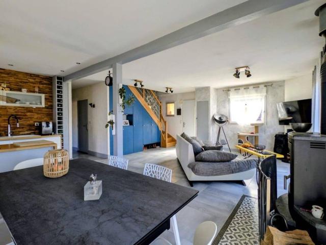 Maison de luxe en vente à Pontarlier, Bourgogne Franche Comté