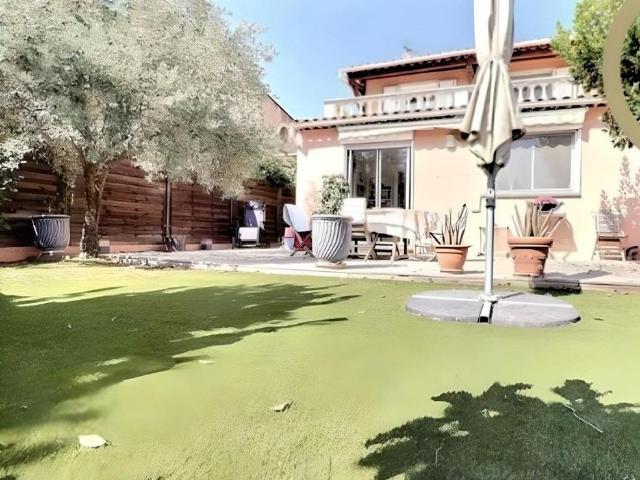 Maison de luxe de 123 m2 en vente Fréjus, France