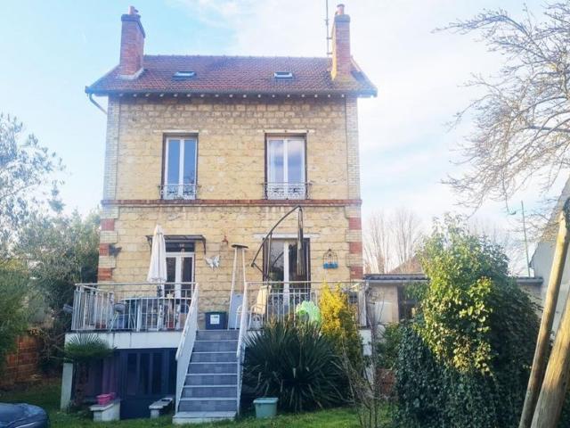 Maison de luxe de 124 m2 en vente Saint Ouen l'Aumône, Île de France