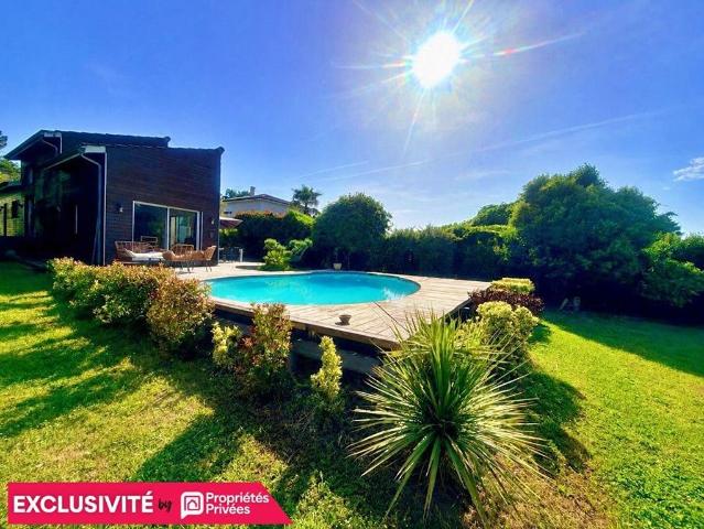 Maison de luxe de 125 m2 en vente Quinsac, France