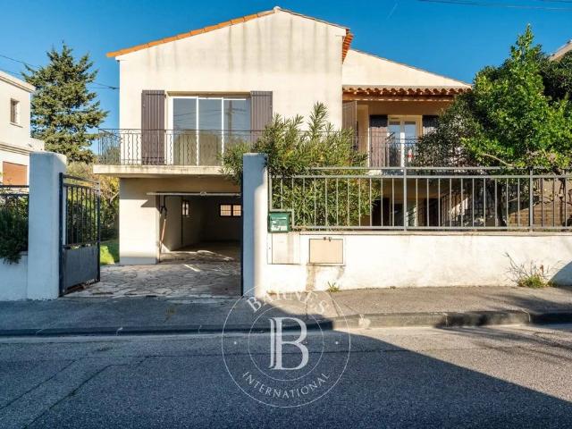 Maison de luxe de 129 m2 en vente Marseille, Provence Alpes Côte d'Azur
