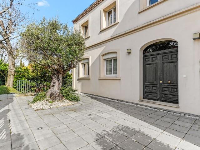 Maison de luxe de 12 pièces en vente à Toulouse, Occitanie