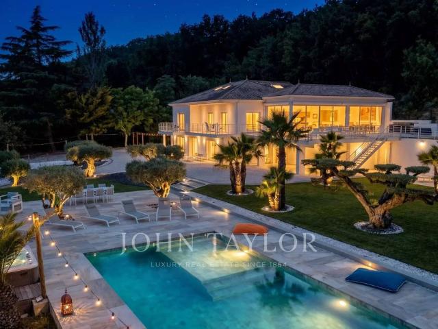 Maison de luxe de 12 pièces en vente à Bouliac, Nouvelle Aquitaine