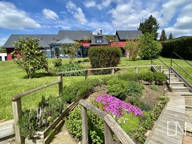 Maison de luxe de 12 pièces en vente à Forges les Eaux, Normandie