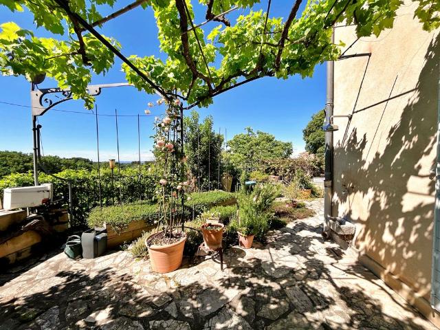 Maison de luxe de 130 m2 en vente Vaison la Romaine, Provence Alpes Côte d'Azur