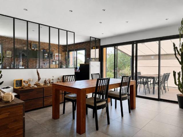 Maison de luxe de 132 m2 en vente Saint Suliac, France