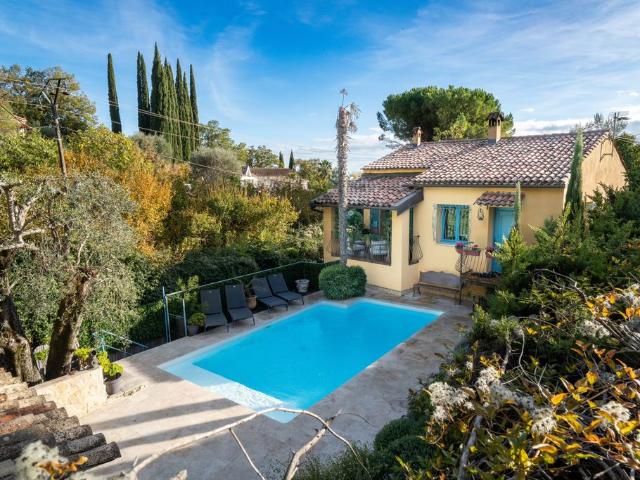 Maison de luxe de 133 m2 en vente Tourrettes sur Loup, Provence Alpes Côte d'Azur