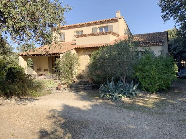 Maison de luxe de 135 m2 en vente Uzès, France