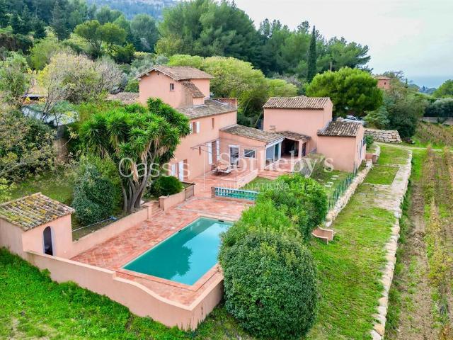 Maison de luxe de 136 m2 en vente Cassis, France