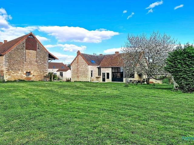 Maison de luxe de 140 m2 en vente Lalheue, France