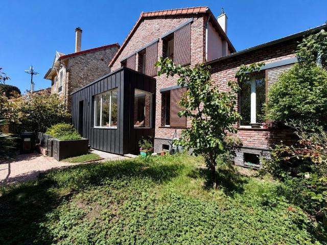 Maison de luxe de 143 m2 en vente Saint Maur des Fossés, Île de France