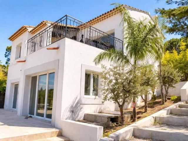 Maison de luxe de 145 m2 en vente Vallauris, Provence Alpes Côte d'Azur