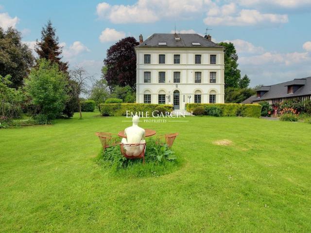 Maison de luxe de 14 pièces en vente à Deauville, Normandie