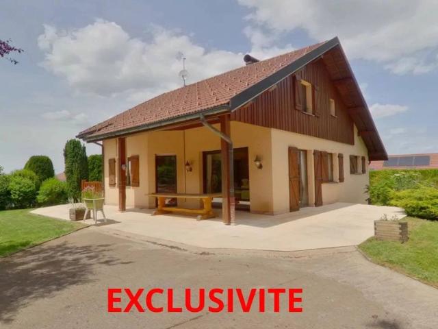 Maison de luxe de 5 pièces en vente à Bonnevaux, France