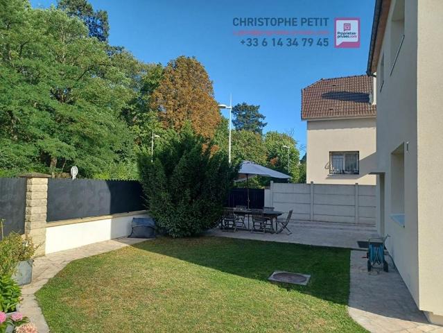 Maison de luxe de 150 m2 en vente Le Plessis Bouchard, Île de France