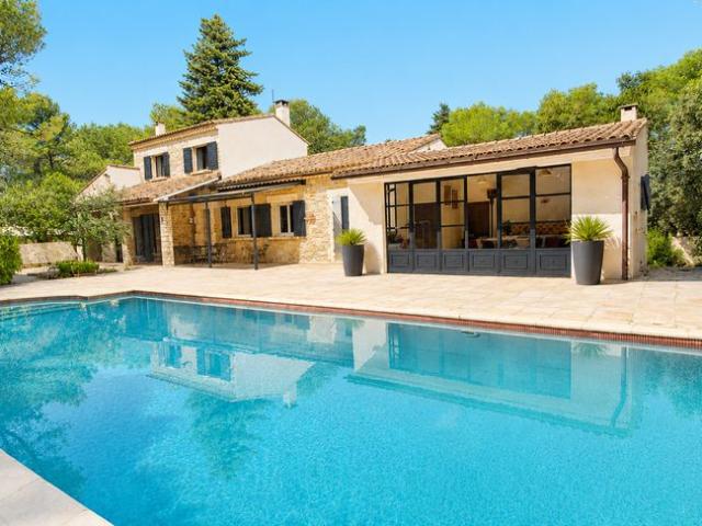 Maison de luxe de 154 m2 en vente Nîmes, Occitanie