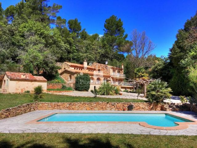 Maison de luxe de 159 m2 en vente Aups, Provence Alpes Côte d'Azur